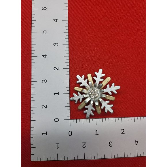 Christmas Pins/ Brooches Set of 3 Silver & Gold Reindeer, Snowflake & Christmas - Picture 8 of 10